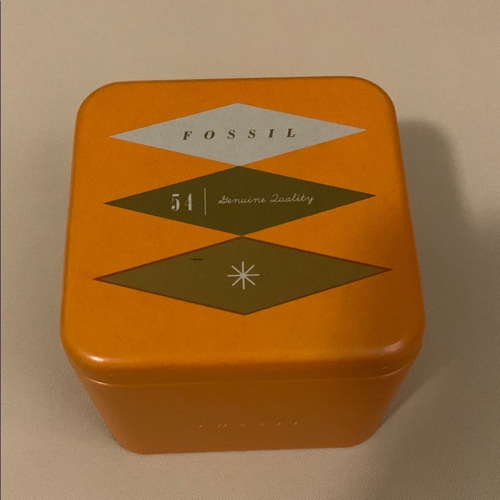 💛 3 for $15 Fossil Orange Geometric Metal Box